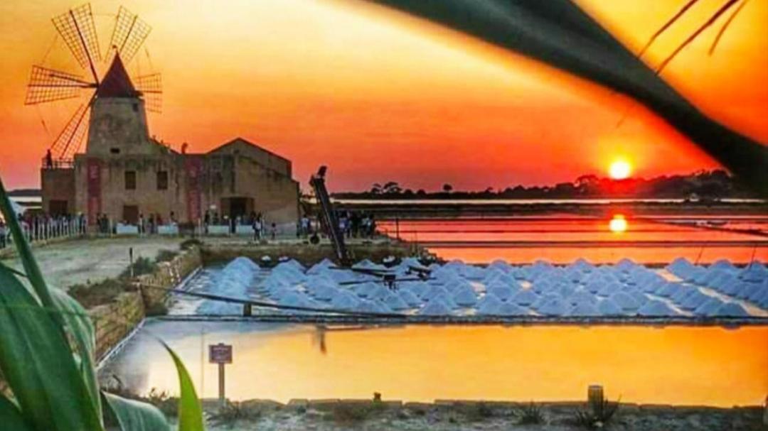 Sunrise Stagnone - Kitesurf Spot Acomodação com café da manhã Marsala Exterior foto