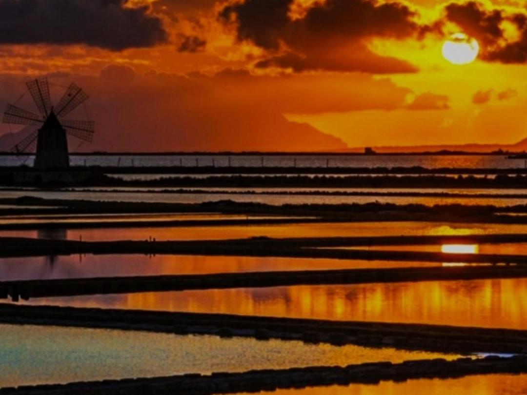 Sunrise Stagnone - Kitesurf Spot Acomodação com café da manhã Marsala Exterior foto